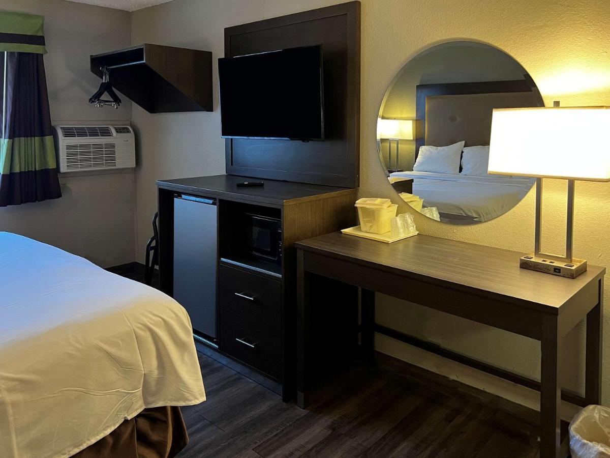 Econo Lodge Spring Lake Εξωτερικό φωτογραφία