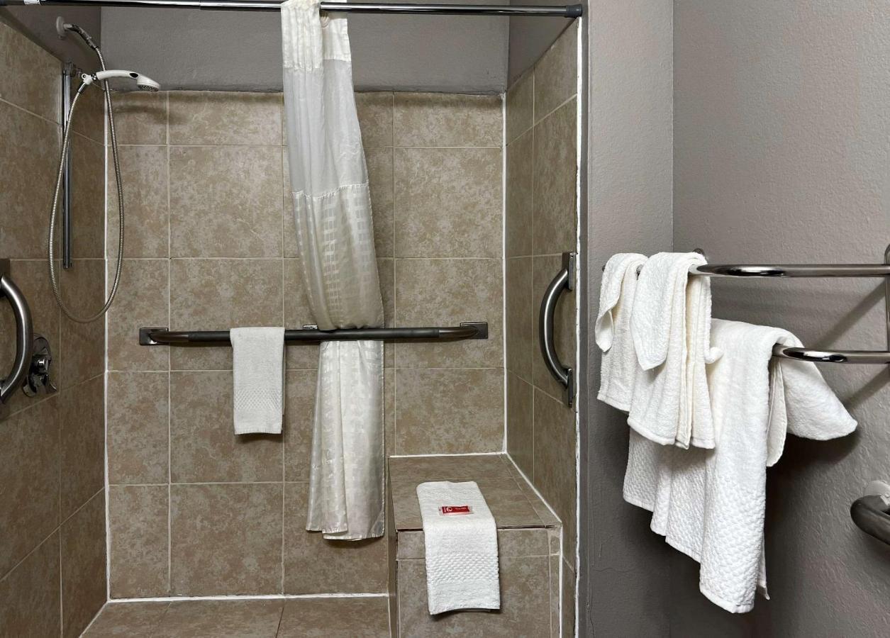 Econo Lodge Spring Lake Εξωτερικό φωτογραφία