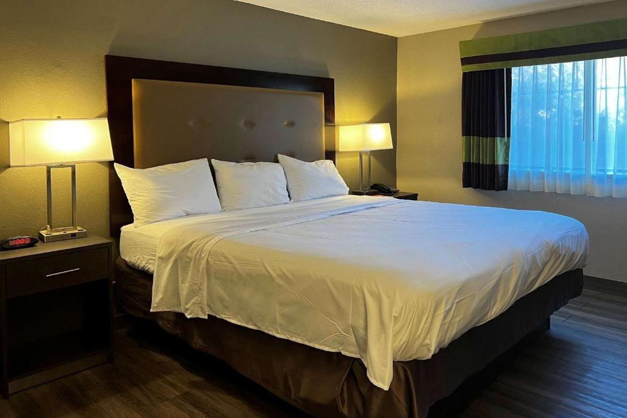 Econo Lodge Spring Lake Εξωτερικό φωτογραφία